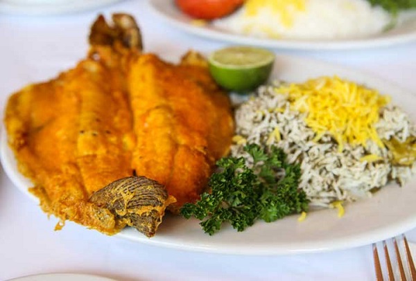کباب ماهی قزلآلای رنگینکمانی